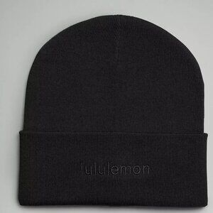 lululemon athletica Warm Revelation Beanie